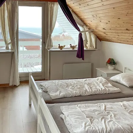 Holiday home 3 Bedroom Gorgeous In Hesselager