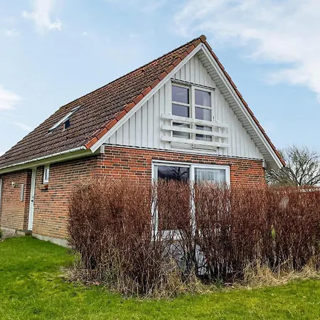 3 Bedroom Gorgeous In *