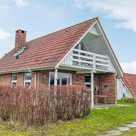3 Bedroom Gorgeous In Holiday home